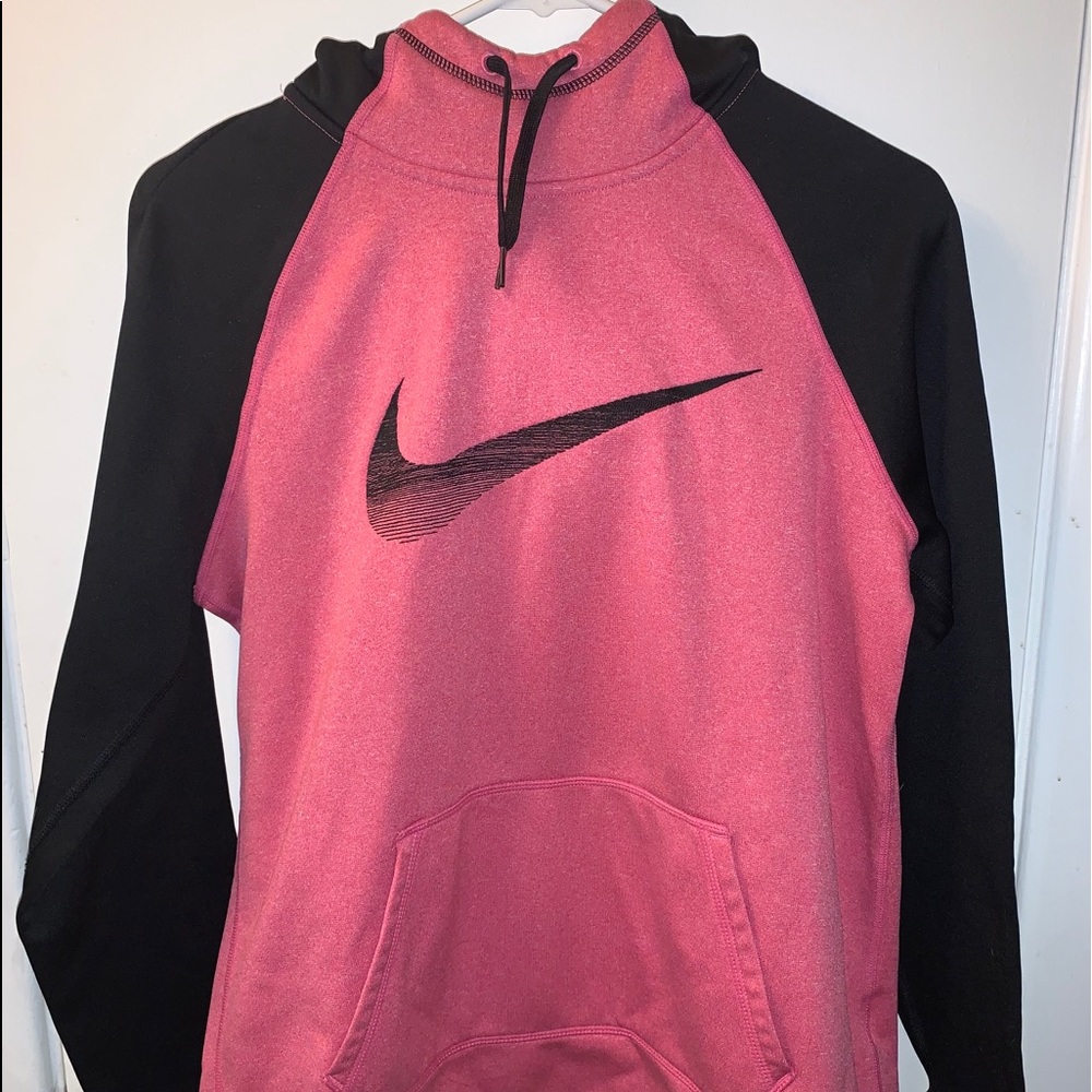 Women’s Nike Sweatshirt